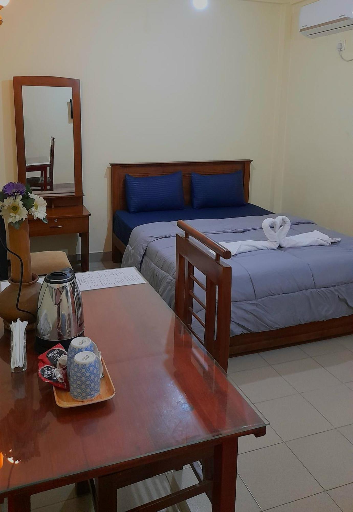 Madara Hotel Горана Екстер'єр фото